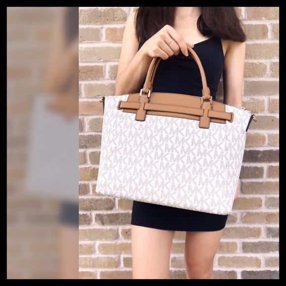 Michael Kors Hamilton Traveler Large Satchel Tote - Picture 6 of 16